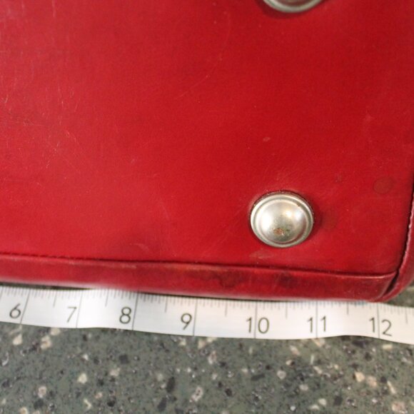 Latico New Jersey USA Red Leather Shoulder or Tote Footed Silver Hardware - Picture 10 of 14